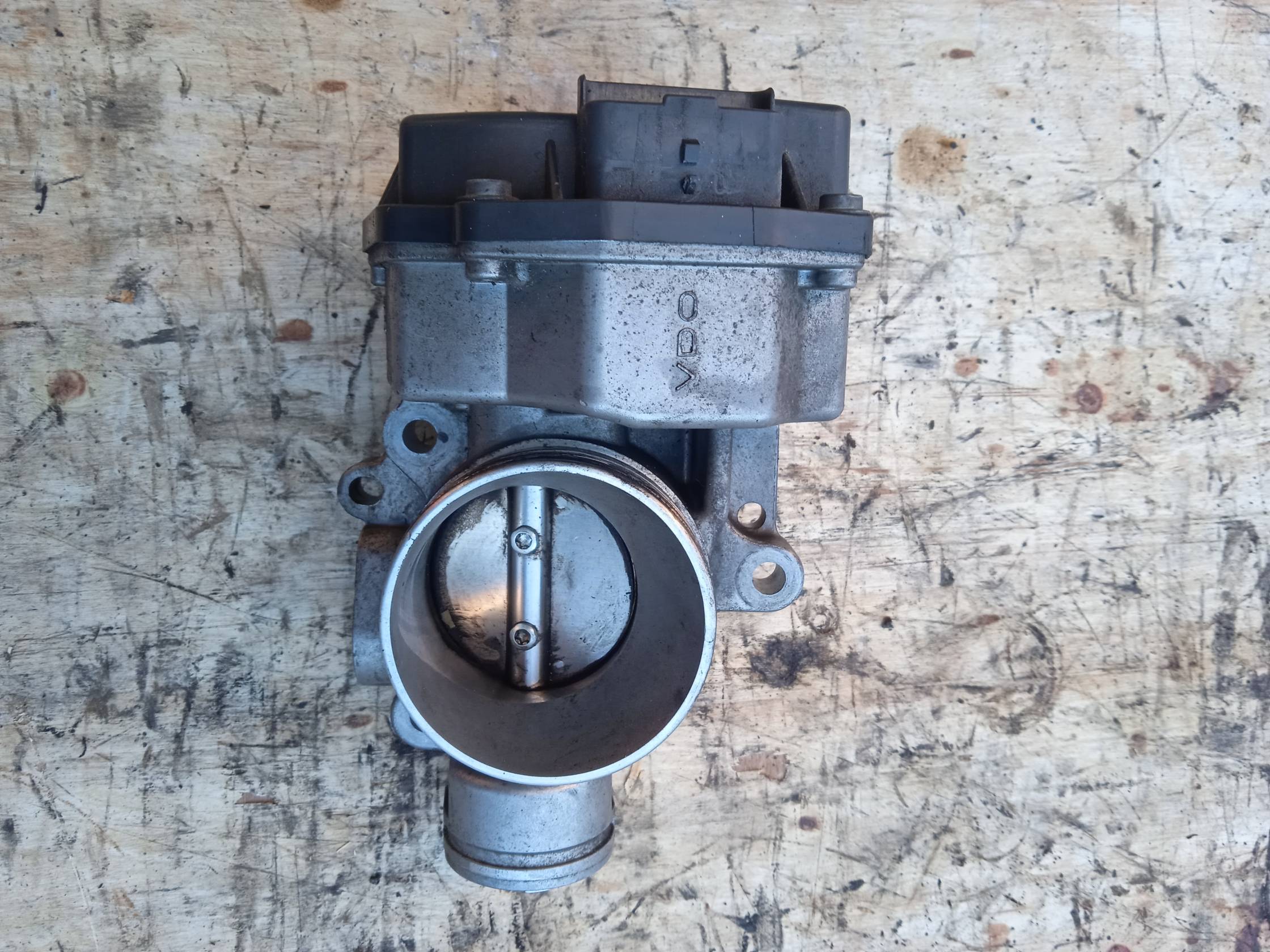 Corpo farfallato Corpo farfallato